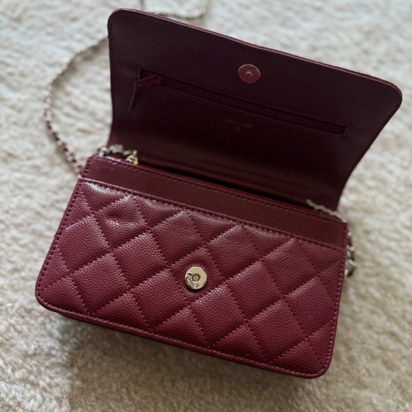 Chanel wallet on chain with gold hardware WOC - Picture 3 of 5